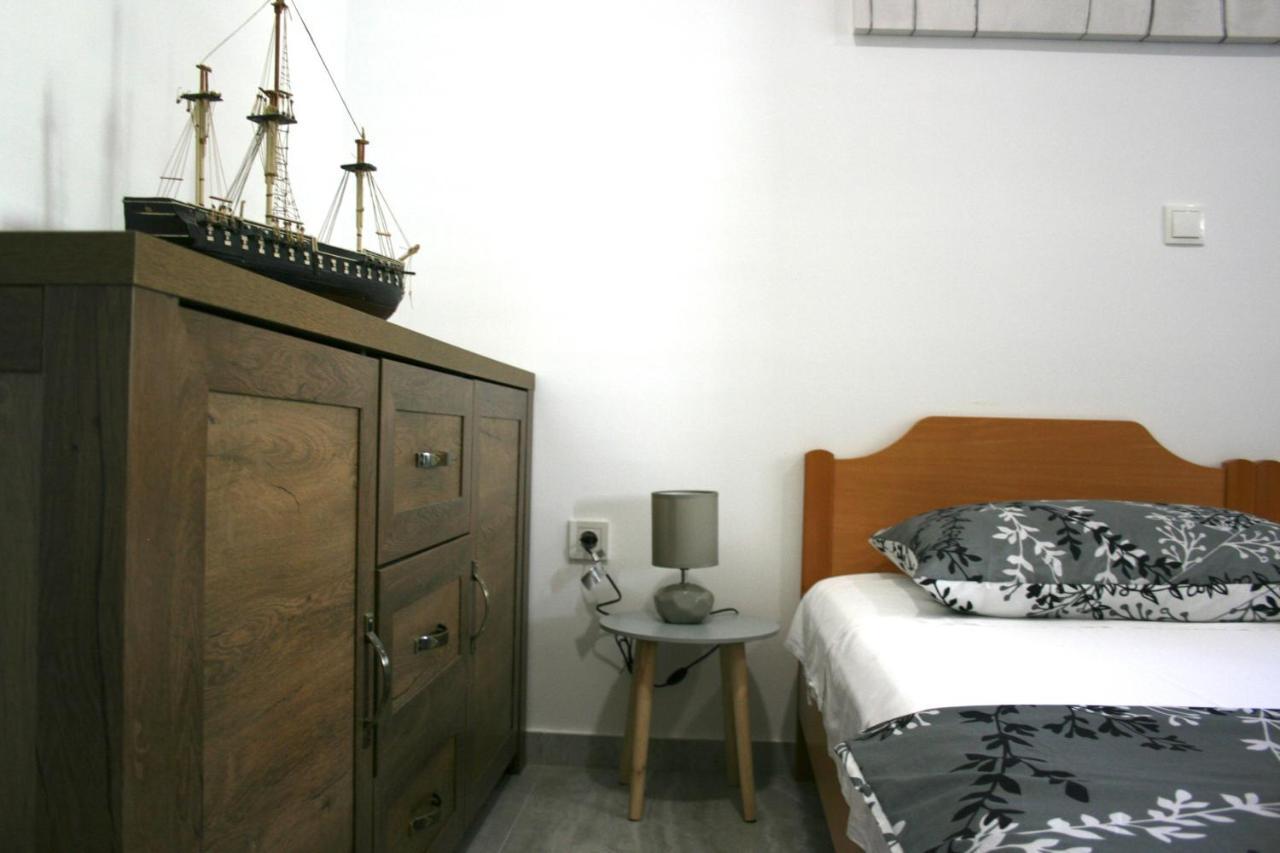 Apartments Antea Trogir Eksteriør bilde