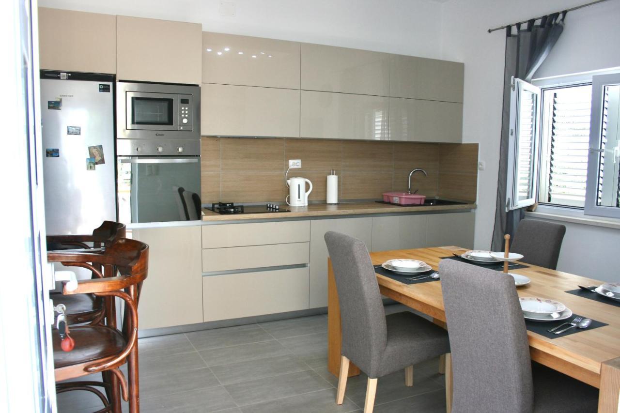 Apartments Antea Trogir Eksteriør bilde