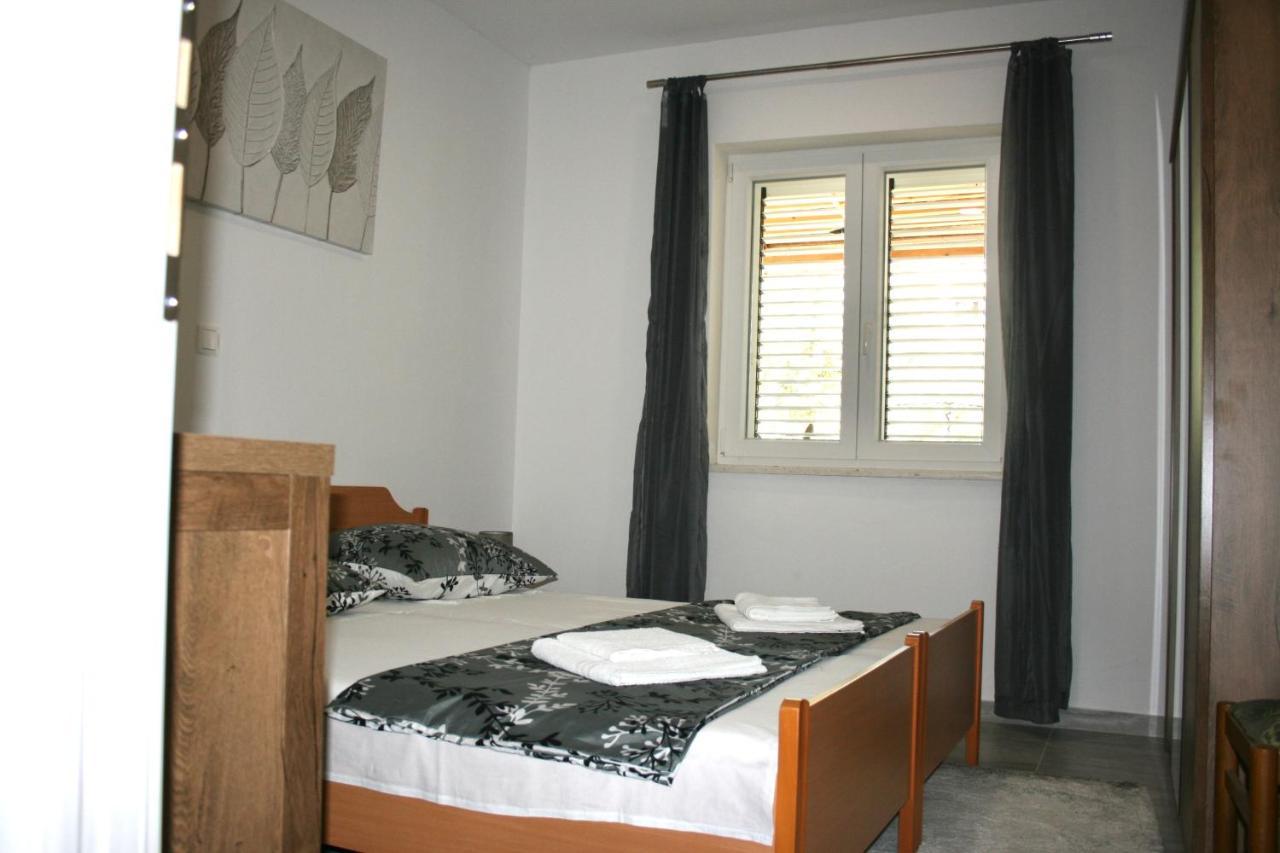 Apartments Antea Trogir Eksteriør bilde